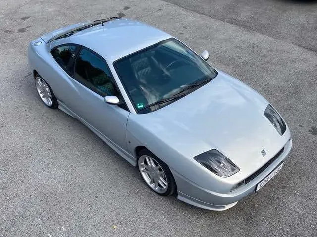 Fiat Coupé 2000 photo 2