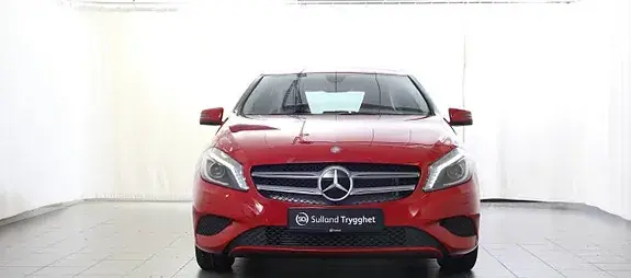 Mercedes-Benz A 180 D 2013 photo 2