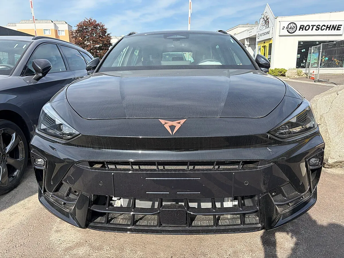 Cupra Leon 2026 photo 2