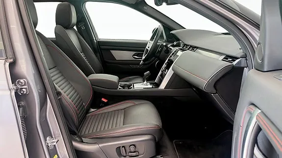 Land Rover Discovery Sport 2023 photo 3