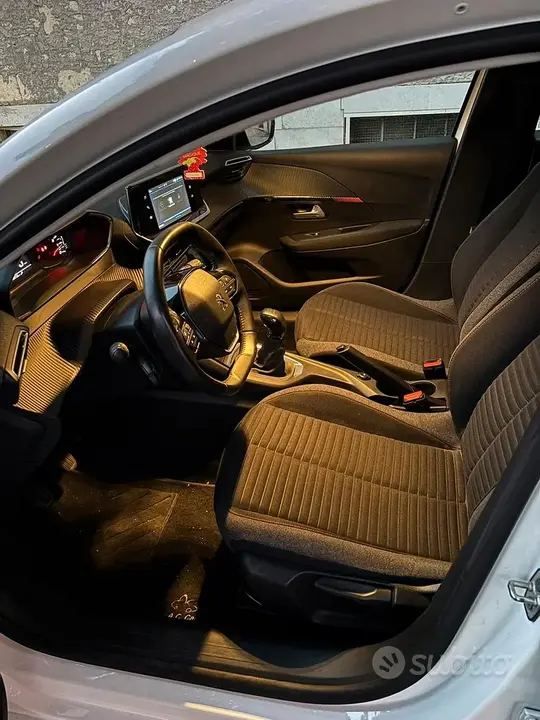 Peugeot 208 2026 photo 5