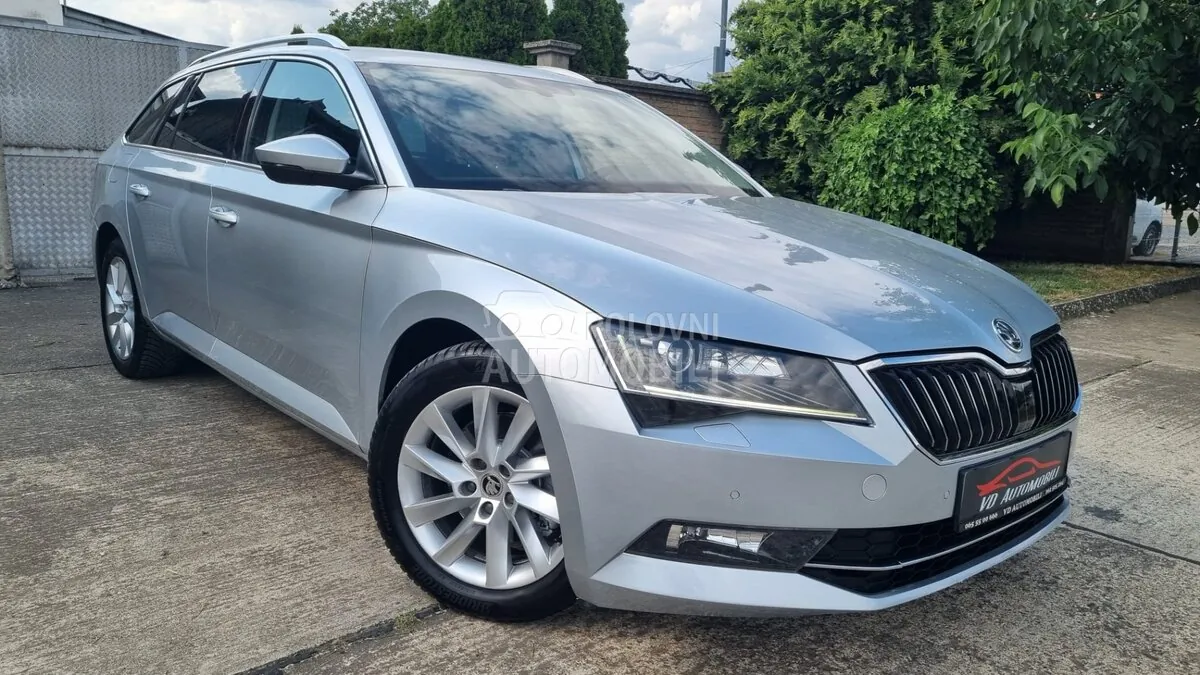 Skoda Superb 2019 photo 2