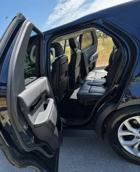 Land Rover Discovery 2019 photo 5