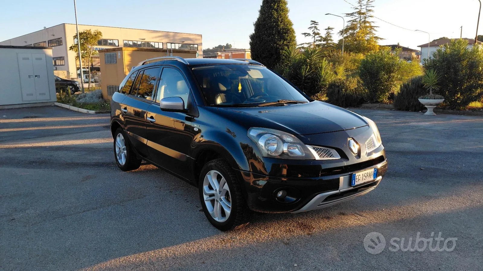Renault Koleos 2011 photo 2