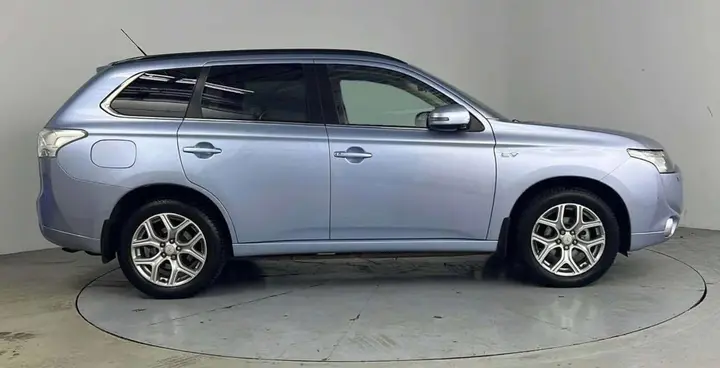 Mitsubishi Outlander 2014 photo 3