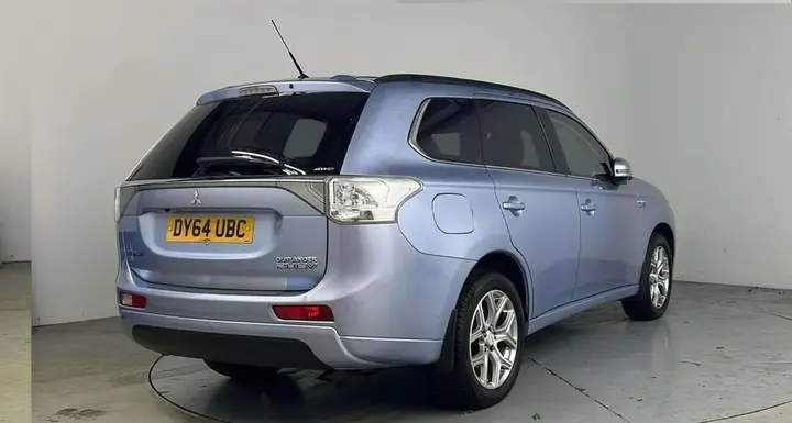 Mitsubishi Outlander 2014 photo 4