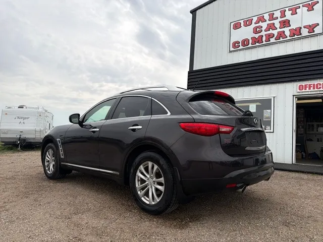 Infiniti Fx35 2011 photo 3