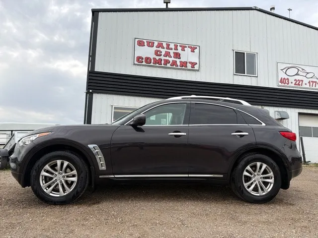 Infiniti Fx35 2011 photo 2