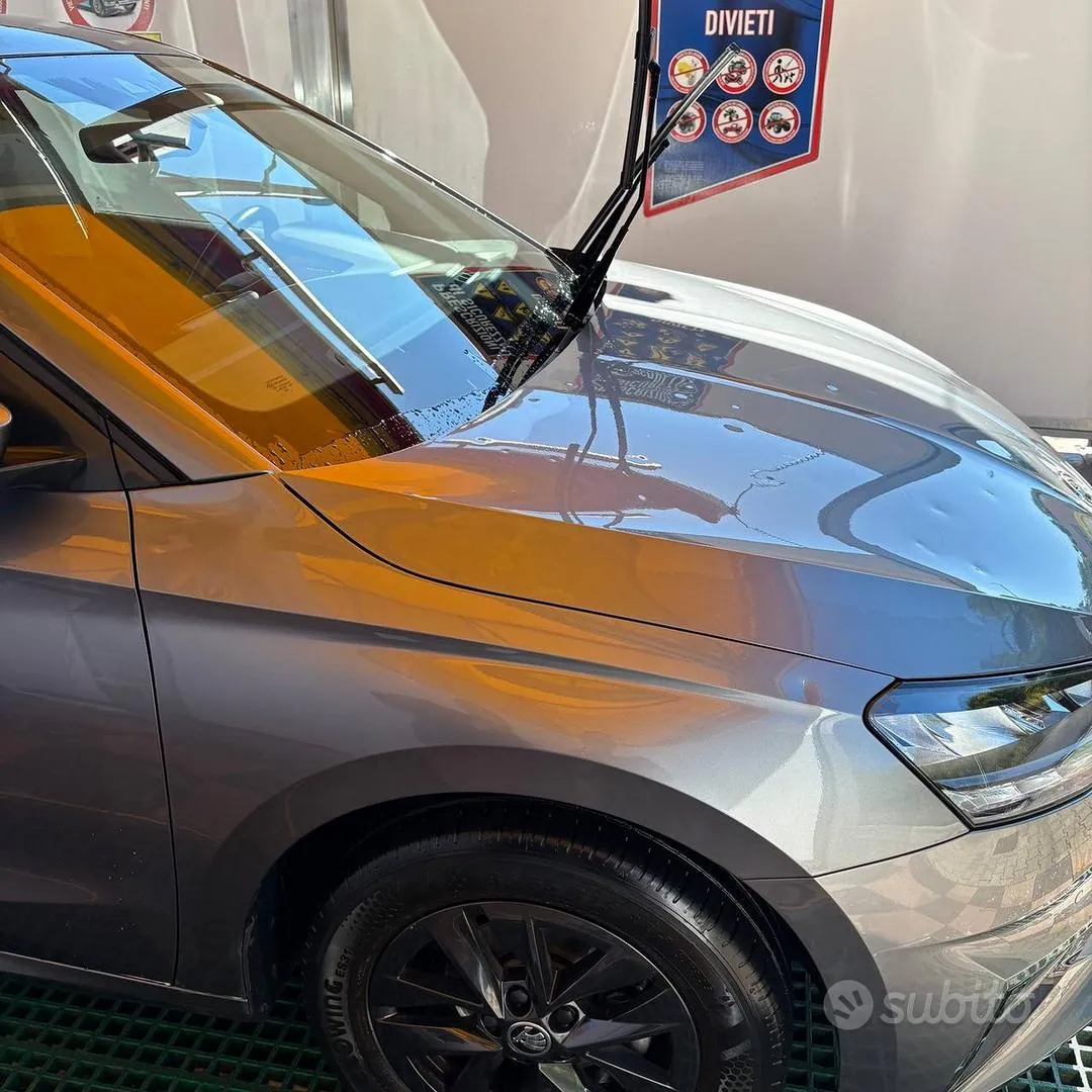 Skoda Fabia 2024 photo 2