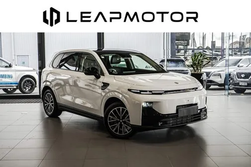 Leapmotor B10