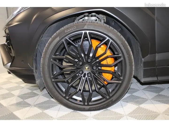Lamborghini Urus 2025 photo 5