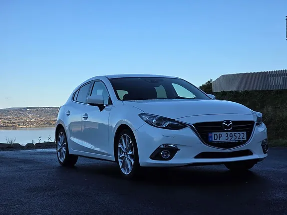 Mazda 3 2014 photo 4