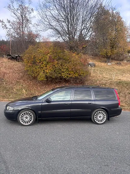 Volvo V70 2002 photo 2