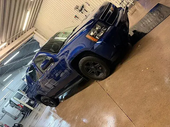 Chevrolet Avalanche 2014 photo 2