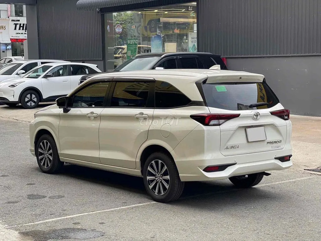 Toyota Avanza 2023 photo 3