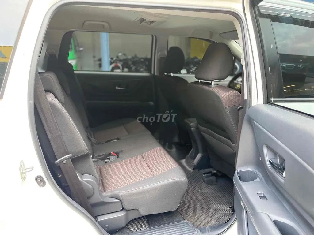 Toyota Avanza 2023 photo 4