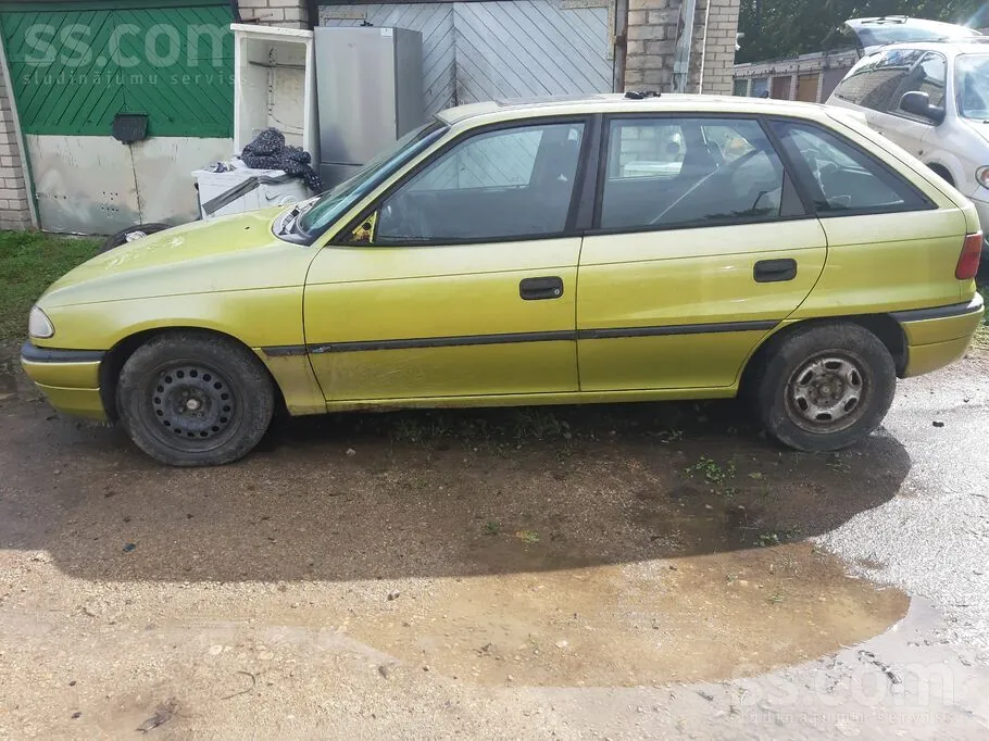 Opel Astra 1997 photo 4