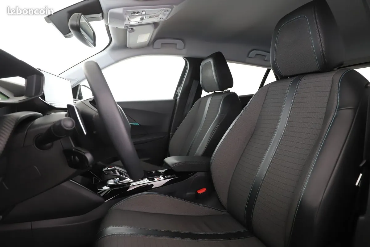 Peugeot 2008 2021 photo 5