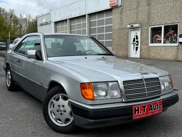 Mercedes-Benz E-Class 1992 photo 2