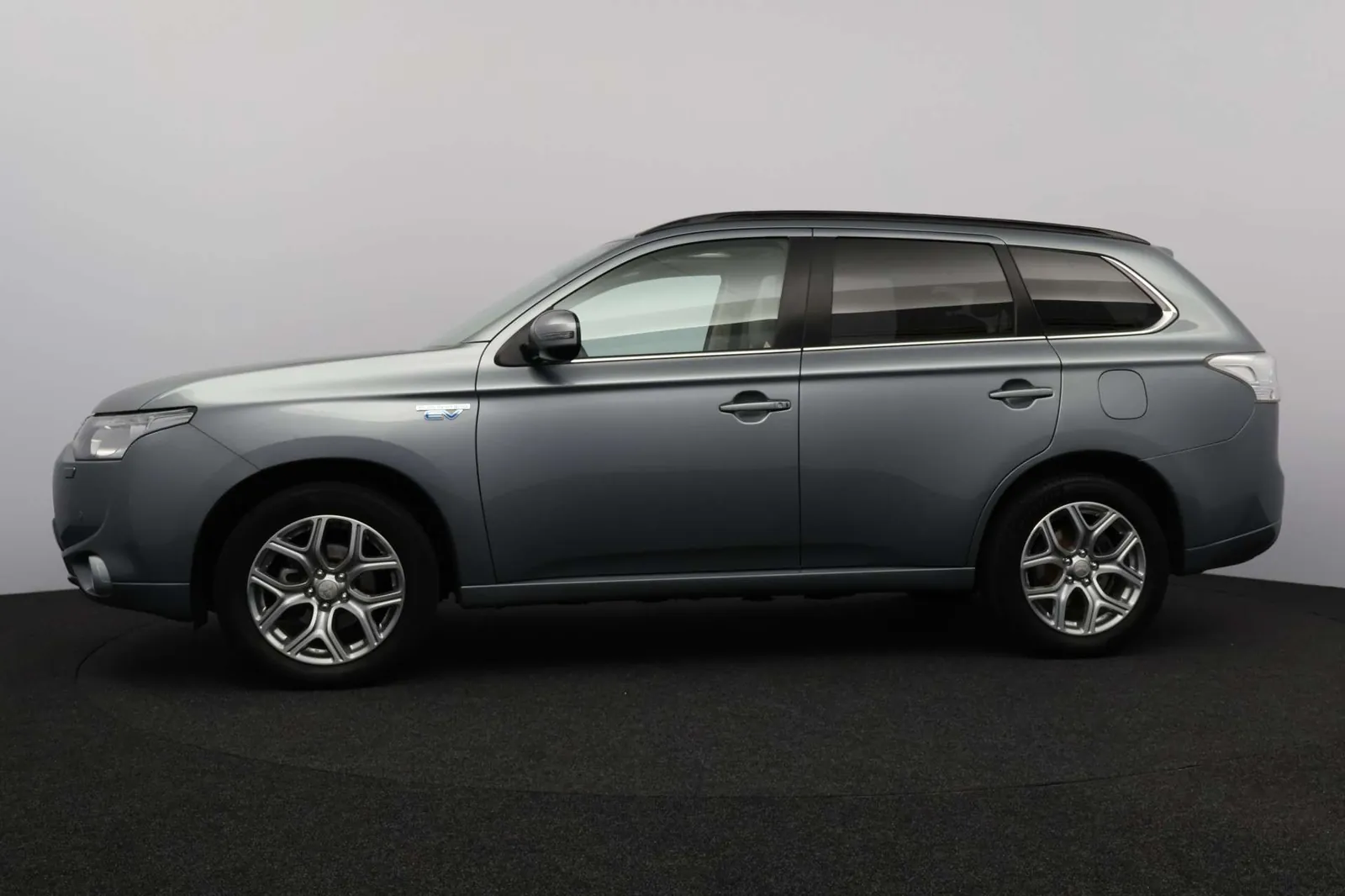 Mitsubishi Outlander 2013 photo 4