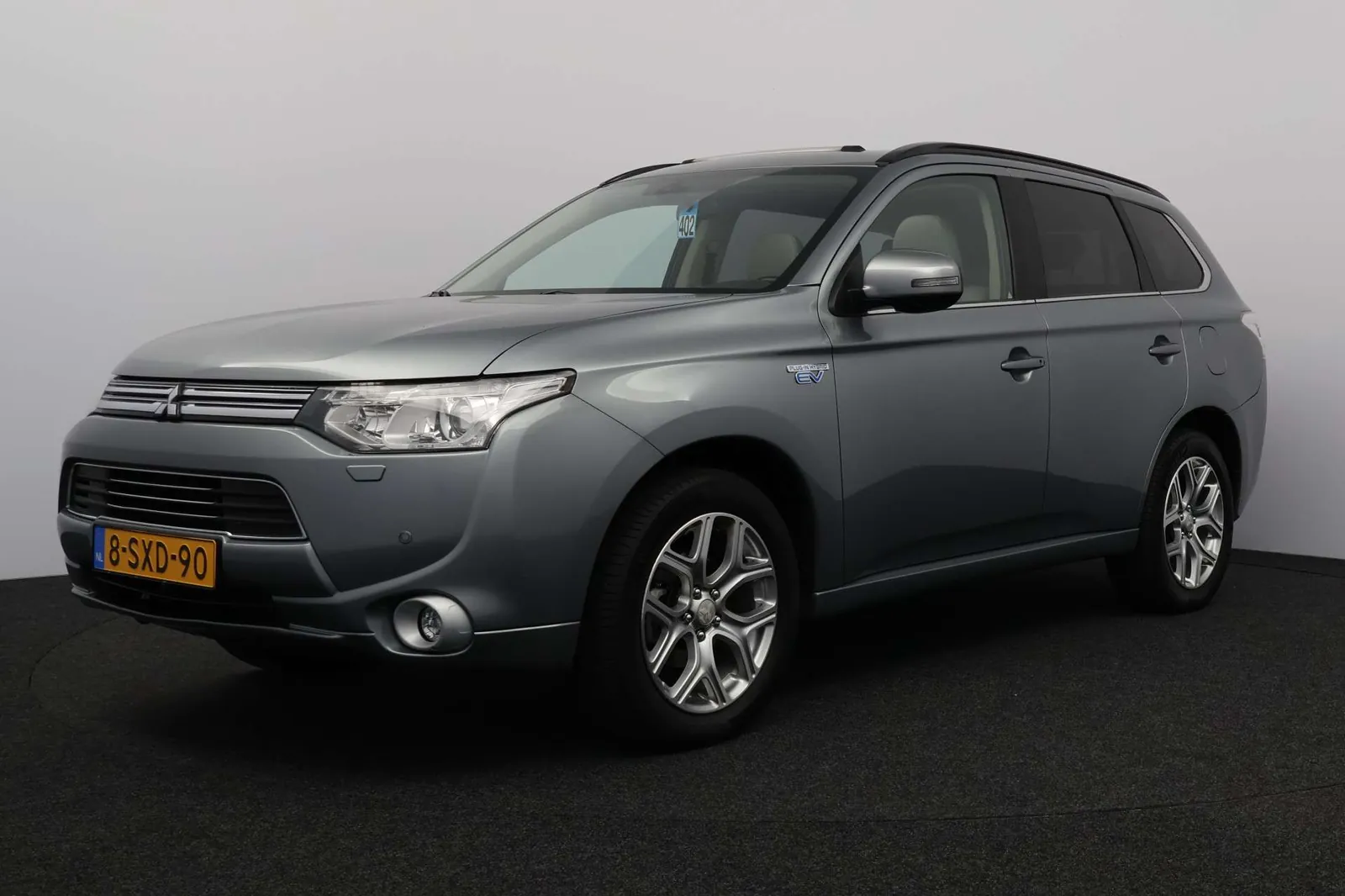 Mitsubishi Outlander 2013 photo 2