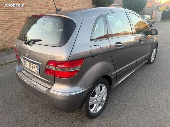 Mercedes-Benz B-Class 2008 photo 3