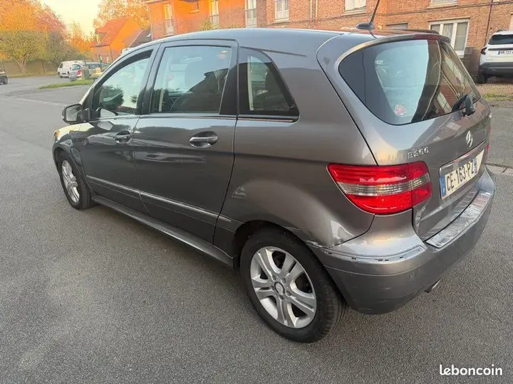 Mercedes-Benz B-Class 2008 photo 4