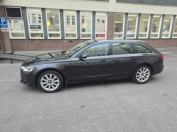 Audi A6 2012 photo 2