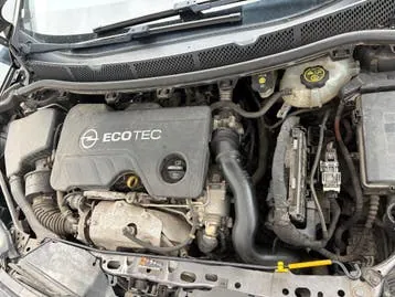 Opel Astra photo 2