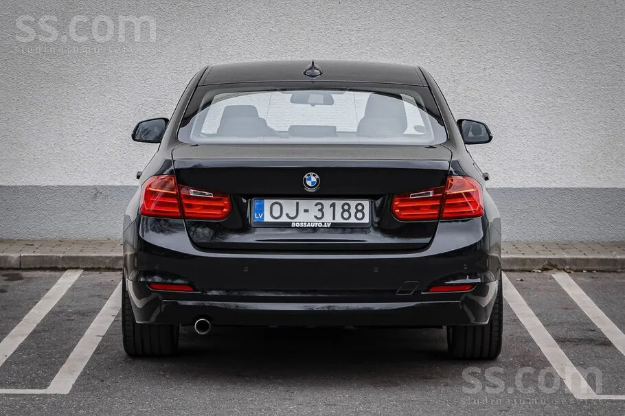BMW 318D 2012 photo 5