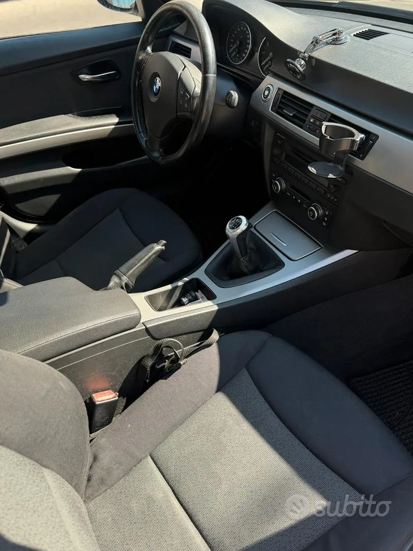 BMW 320I 2008 photo 5