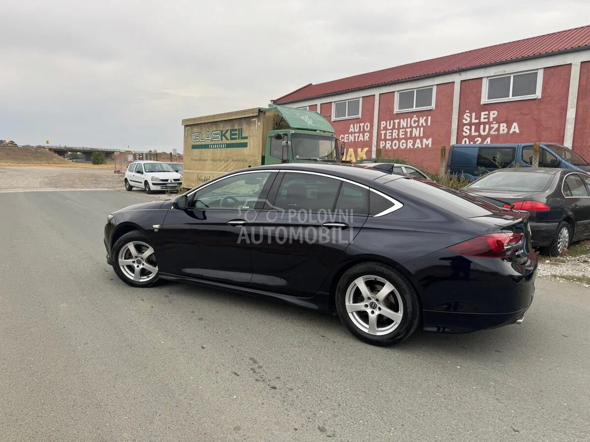 Opel Insignia 2018 photo 2