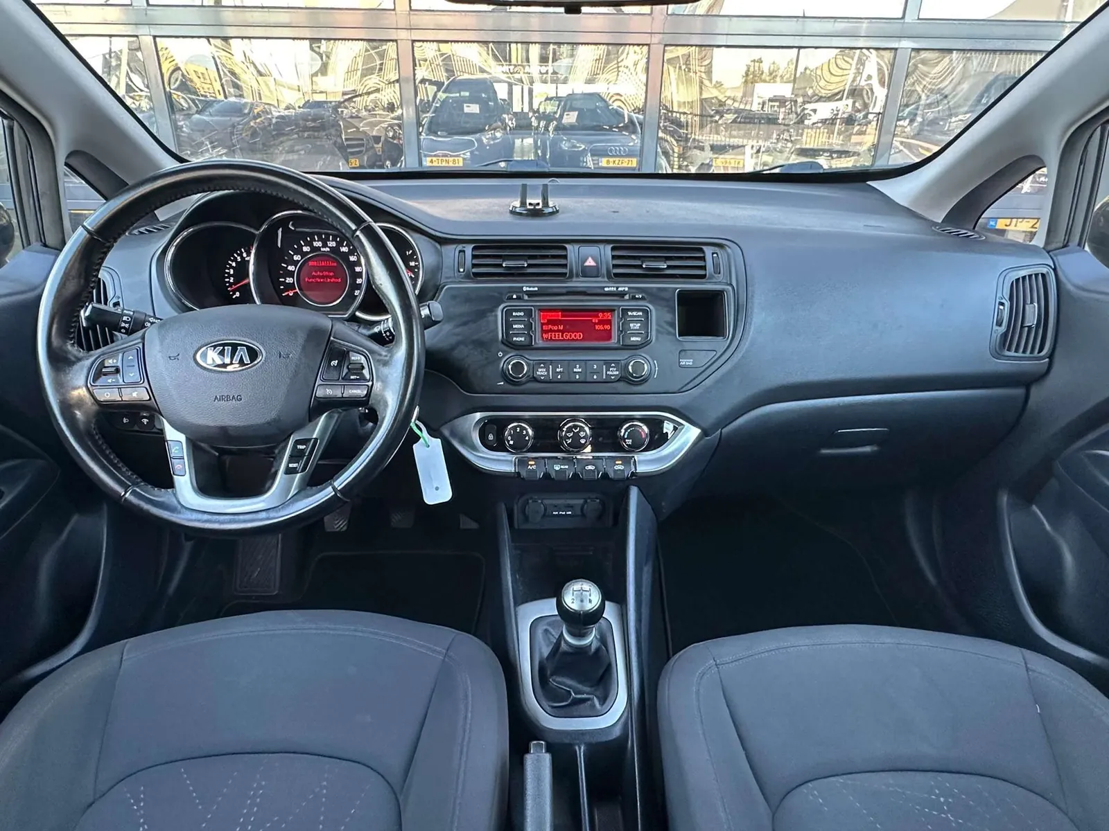 Kia Rio 2014 photo 3