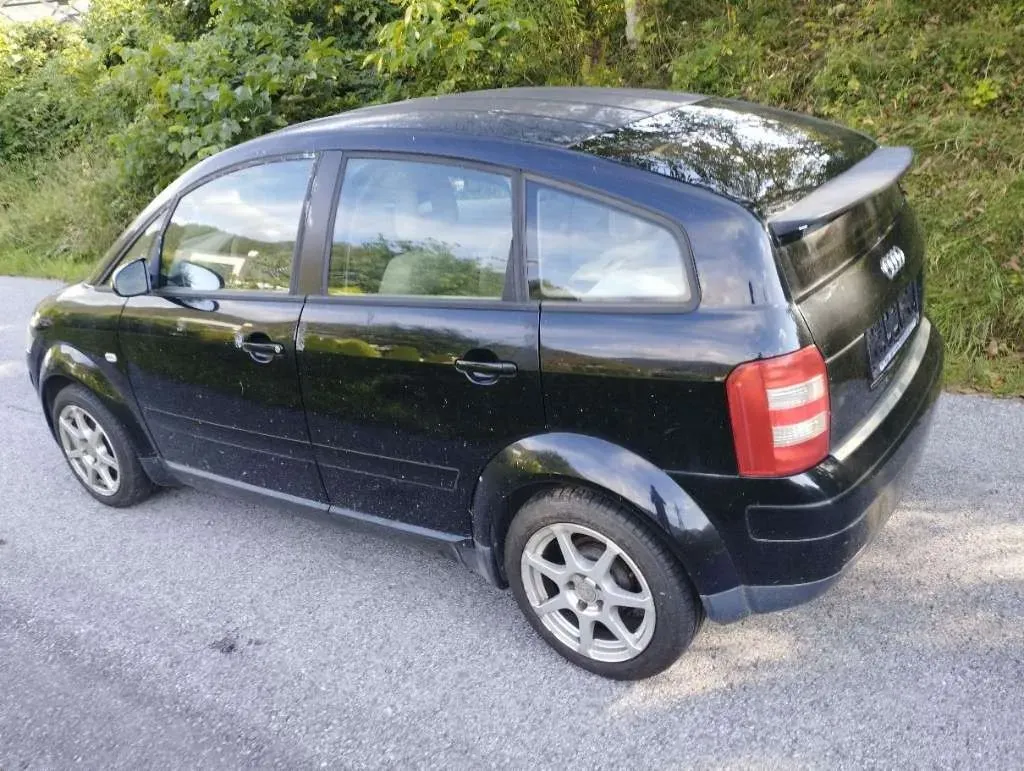 Audi A2 2002 photo 2