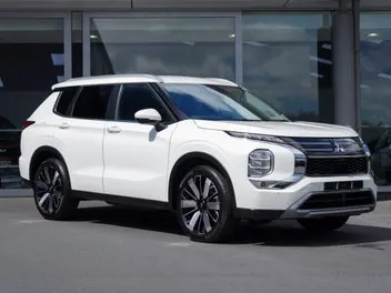 Mitsubishi Outlander 2026 photo 2