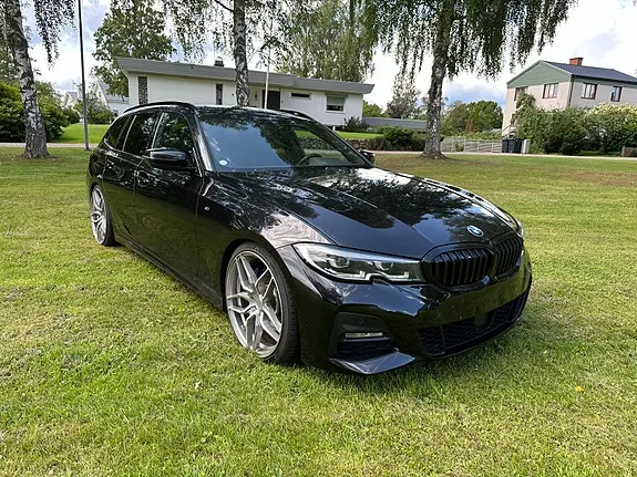 BMW 330E