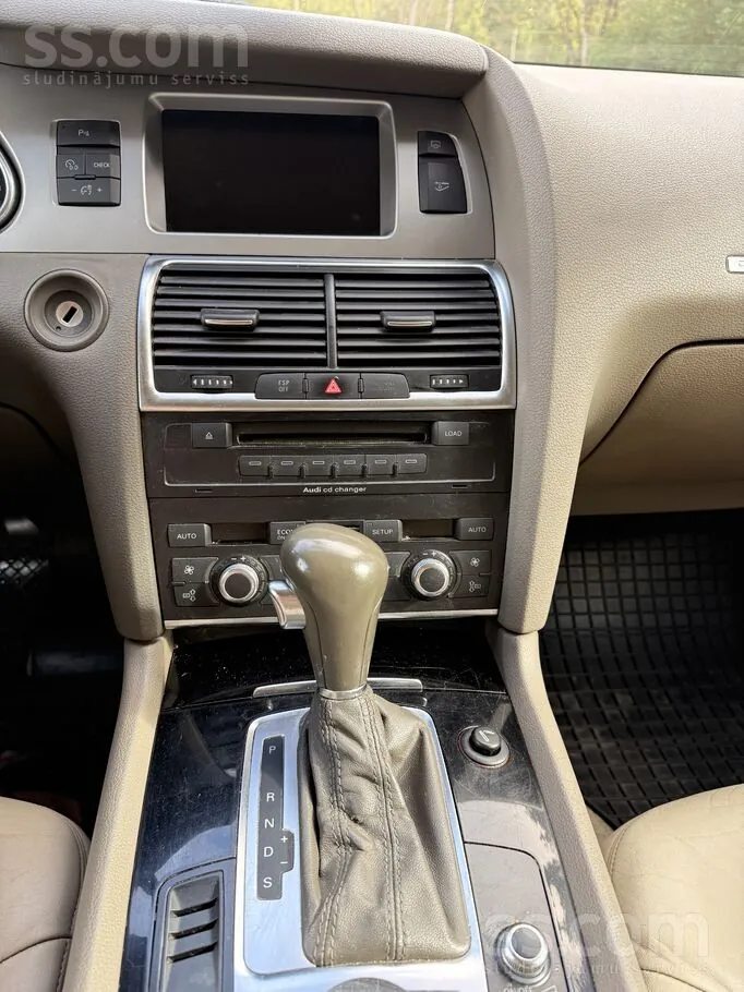 Audi Q7 2007 photo 5