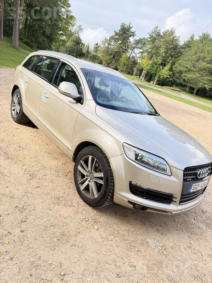 Audi Q7 2007 photo 2