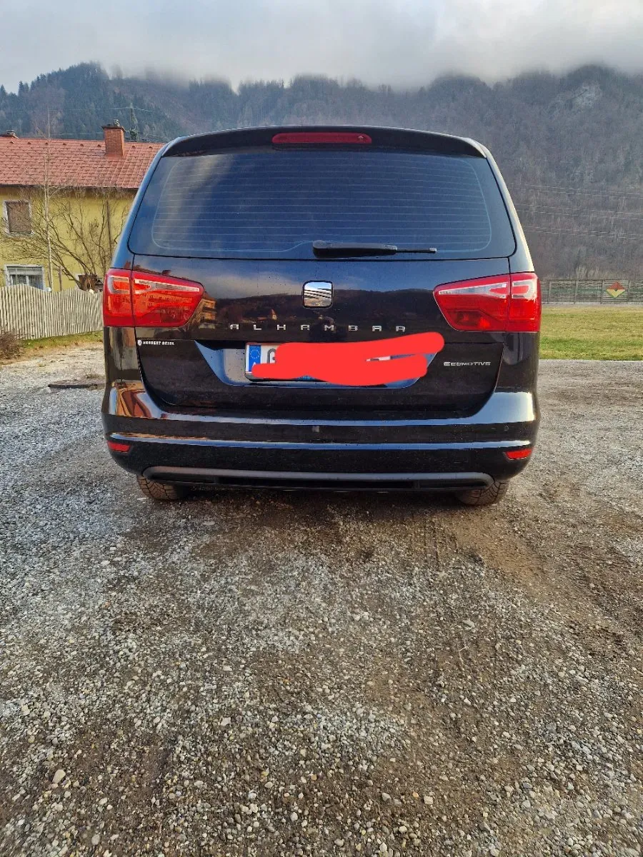 Seat Alhambra 2013 photo 3