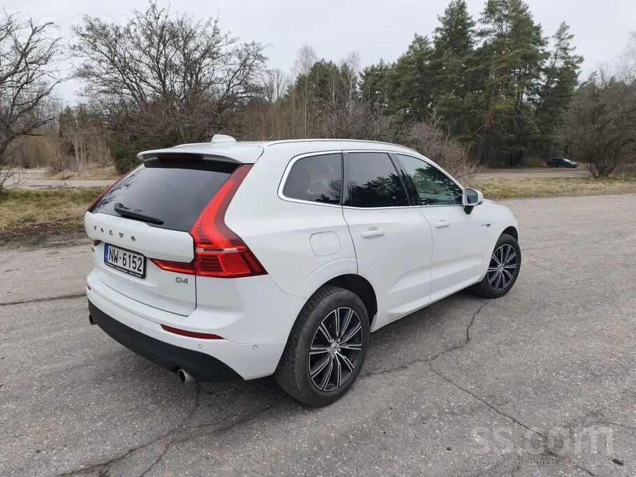 Volvo Xc 60 2018 photo 2