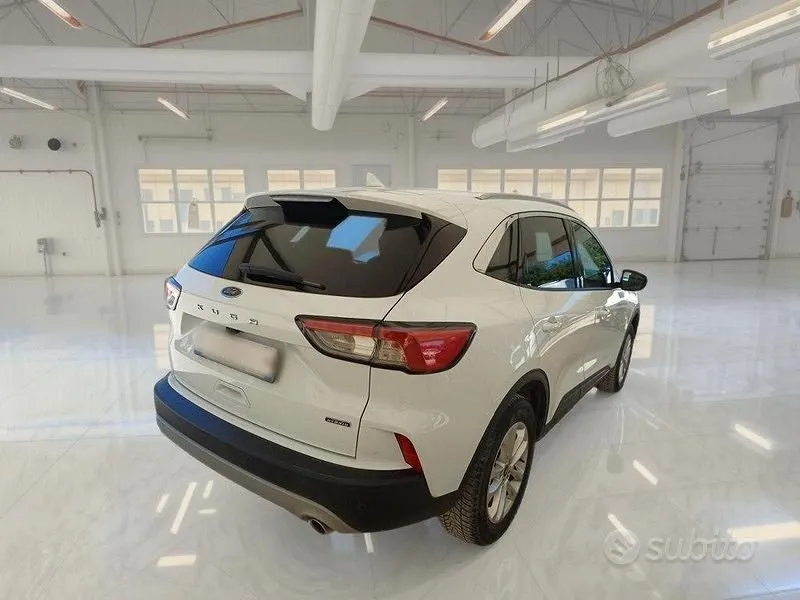 Ford Kuga 2022 photo 4