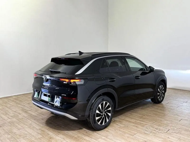 Volkswagen T-Roc 2026 photo 4