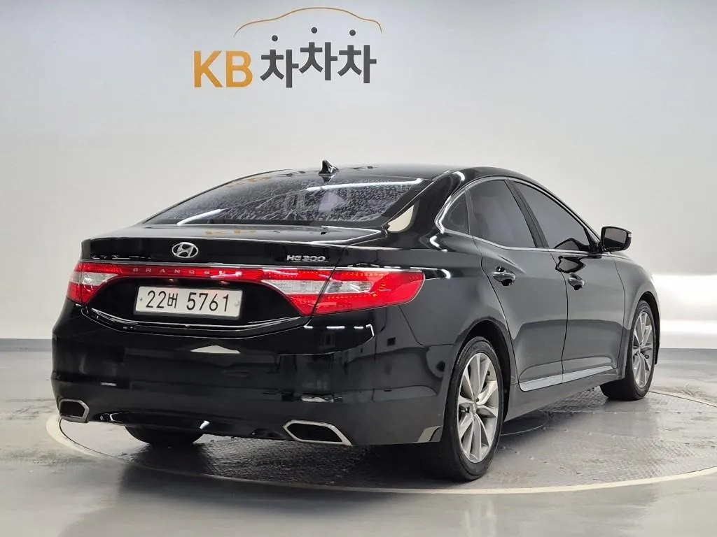 Hyundai Grandeur 2015 photo 3