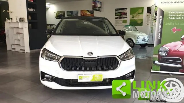 Skoda Fabia 2024 photo 2