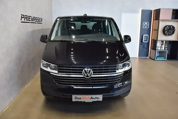 Volkswagen T6 Transporter 2022 photo 2