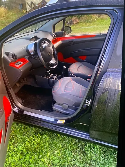 Chevrolet Spark 2011 photo 2