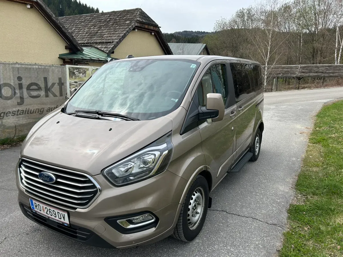 Ford Tourneo