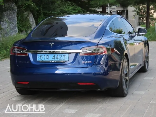 Tesla Model S 2019 photo 3