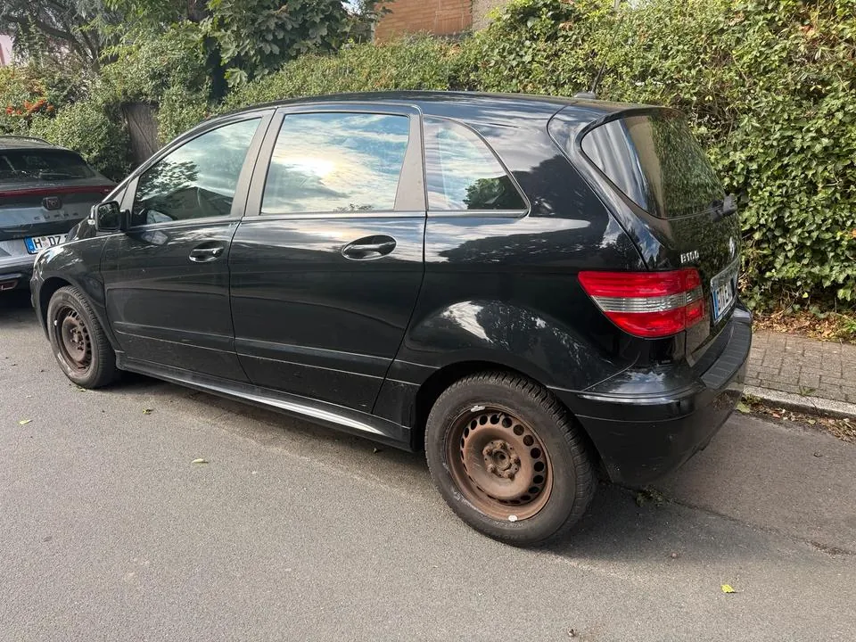 Mercedes-Benz B160