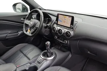 Nissan Juke 2023 photo 2